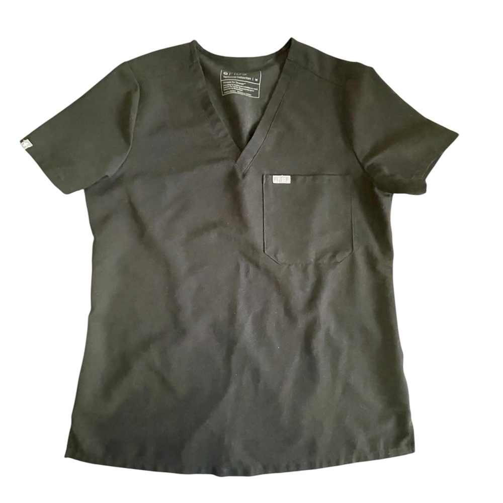 Figs Catarina One-Pocket Scrub Top Size Medium in Black - Picture 2 of 14